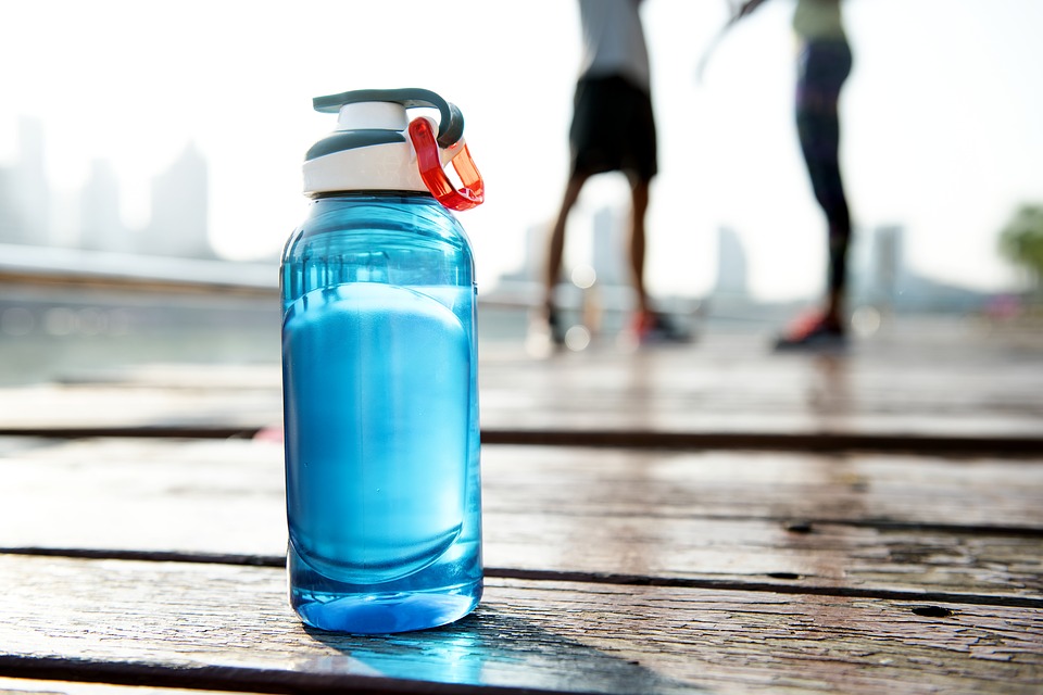 Los beneficios del agua hidrogenada en deportistas